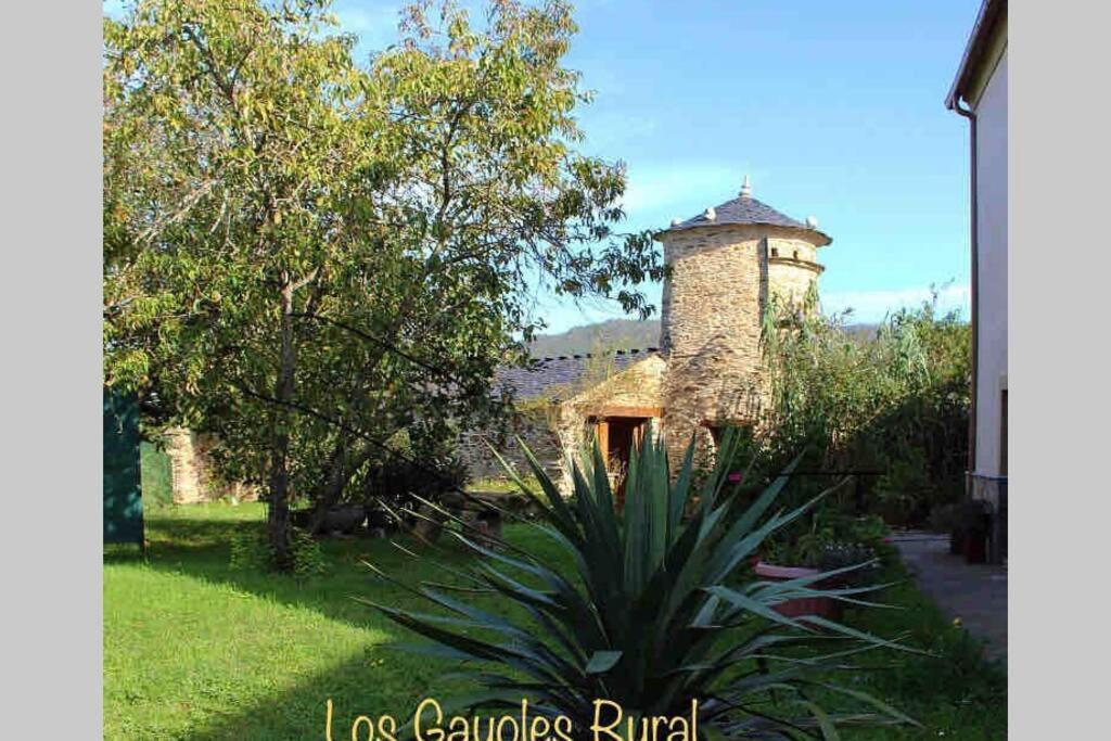 Estudio Pajar rural con bonito jardín - Los Gayoles Rural Castropol Exterior foto