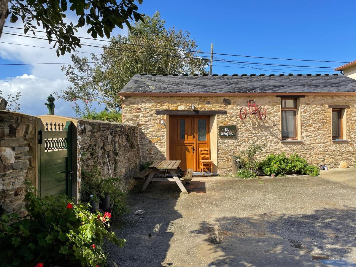 Estudio Pajar rural con bonito jardín - Los Gayoles Rural Castropol Exterior foto